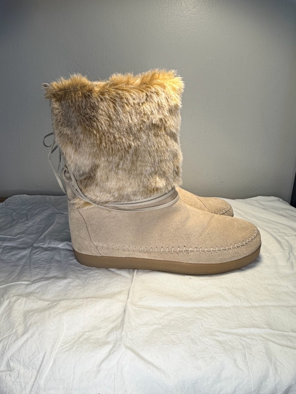 TOMS Faux Fur Suede Winter Boots - Beige